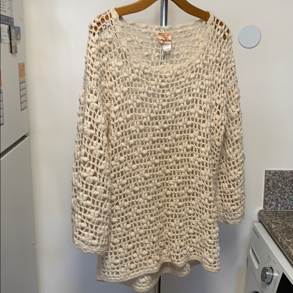 Hand made knitted sweater pit to pit ~23-24 in - Picture 4 of 7